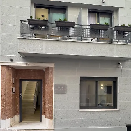 Phaedrus Living: The Nine Muses Calliope Athens Exterior photo